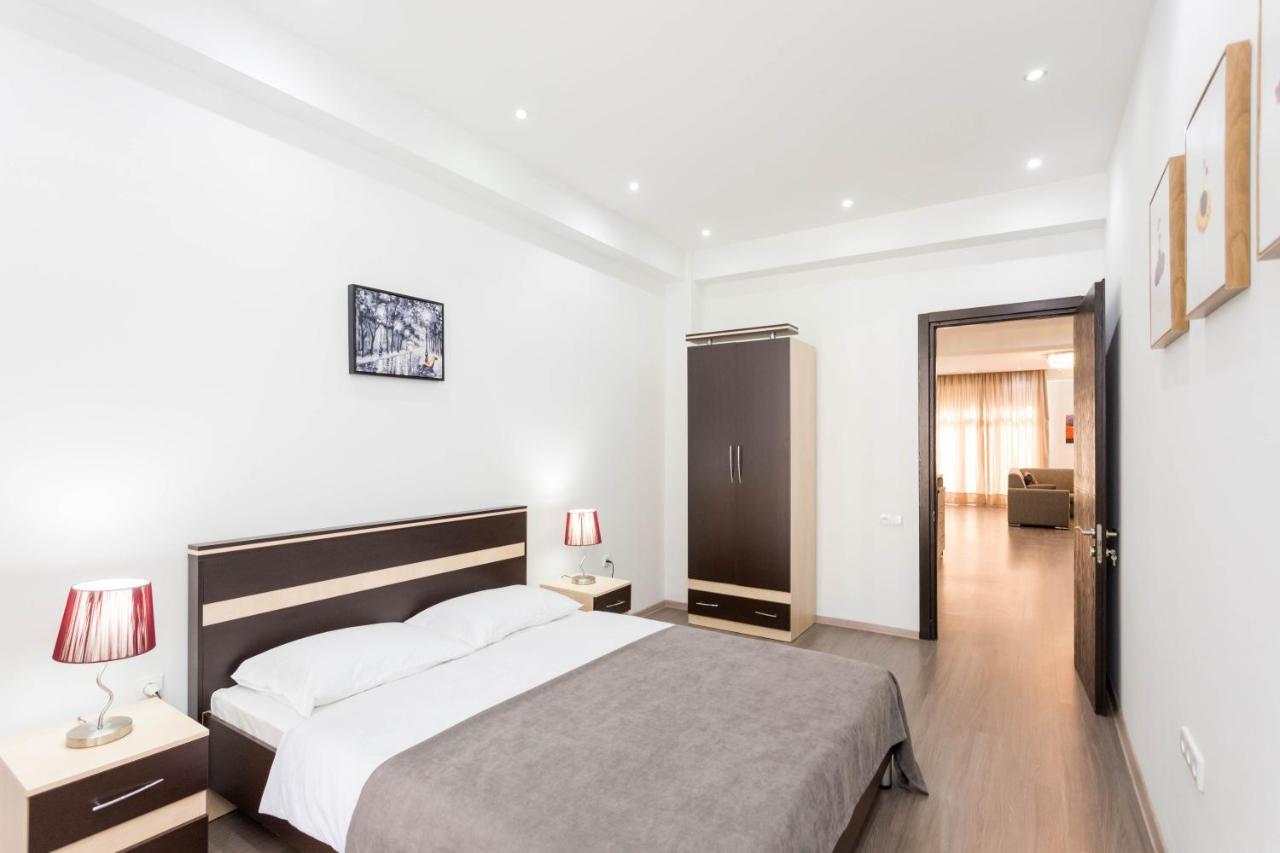 Apartment In The City Center Lll Tbilisi Eksteriør billede