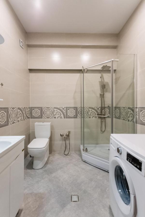 Apartment In The City Center Lll Tbilisi Eksteriør billede